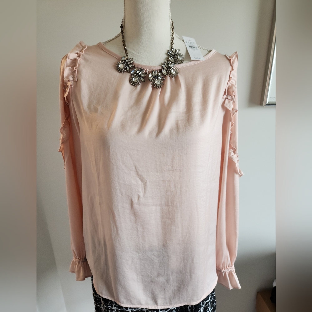 New With Tag LOFT Elegant Pink Ruffle Sleeve Top Medium